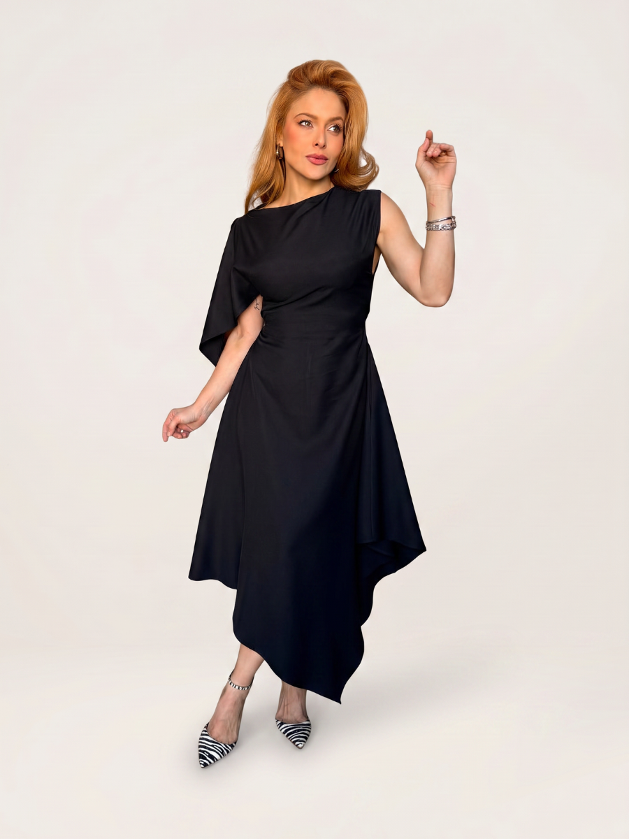 Vestido Midi Assimétrico com Bojo
