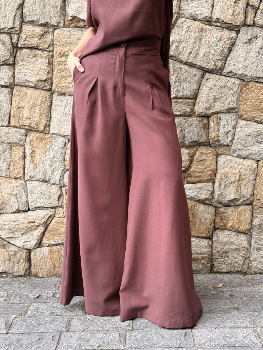 Conjunto Assimétrico Feminino com Calça Ítala - Use By Me