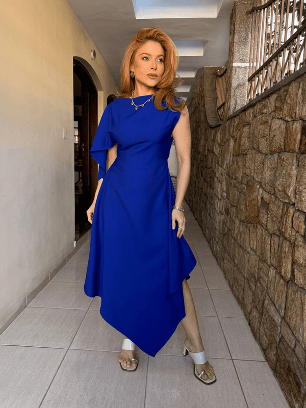 Vestido Midi Assimétrico com Bojo